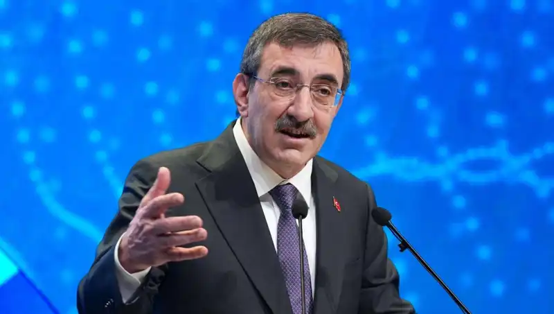 Cevdet Yılmaz'dan Boykot Çağrılarına Sert Yanıt: Sorumlu Liderliğin Önemi
