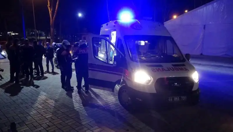 Parkta Silahlı Kavga: İki Gruplar Arasında Neler Yaşandı?