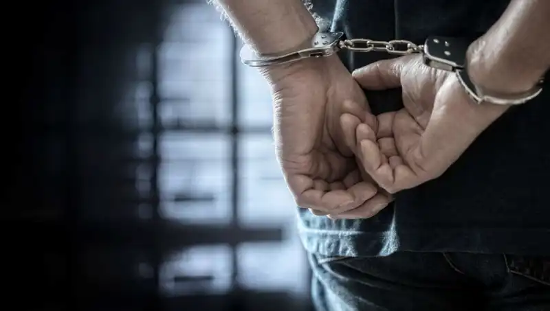 Bıçakla Öldürme Suçundan Müebbet Hapis Cezası: Yargı Süreci ve Sonuçları