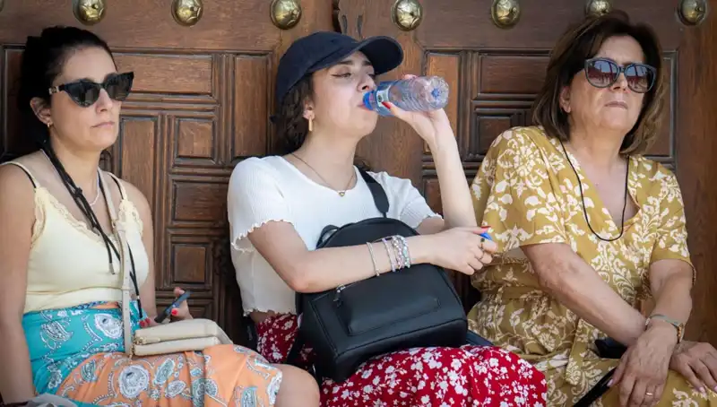 Türkiye'de Aşırı Sıcaklar! 23 İlde 40 Dereceyi Geçen Hava
