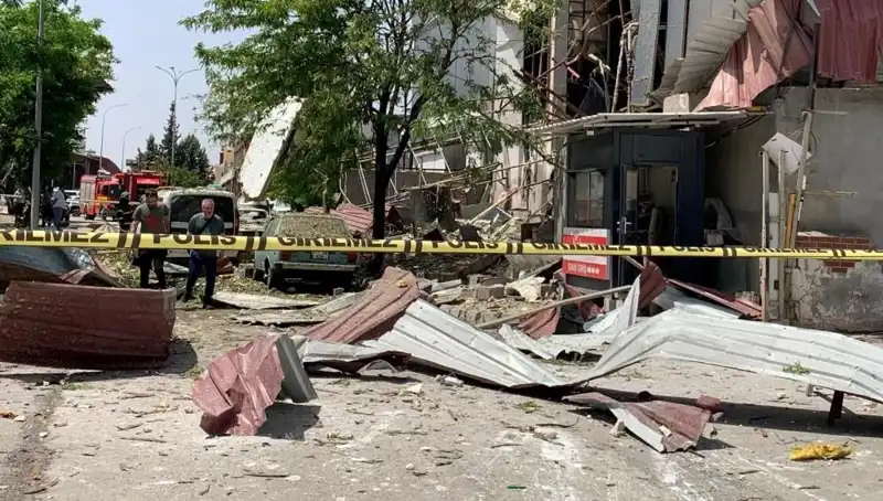 Gaziantep'te Fabrikada Patlama: Yaralılar ve Olayın Arkasındaki Sebepler