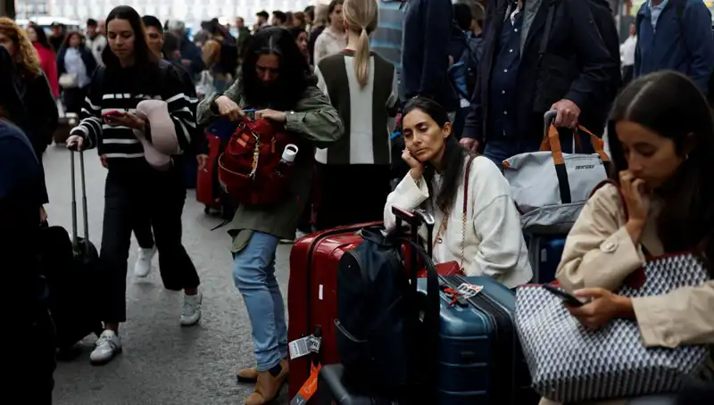 İspanya’da Kablo Hırsızlığı: Yolcular Trenlerde Mahsur Kaldı, Güvenlik Önlemlerine Tepkiler Büyüyor