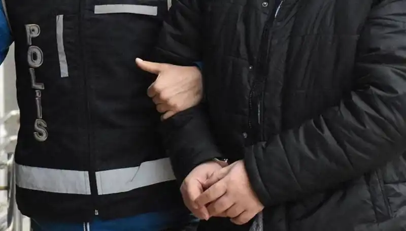 İstanbul'daki Terör Soruşturmasında 7 Gözaltı ve Tutuklama Şoku