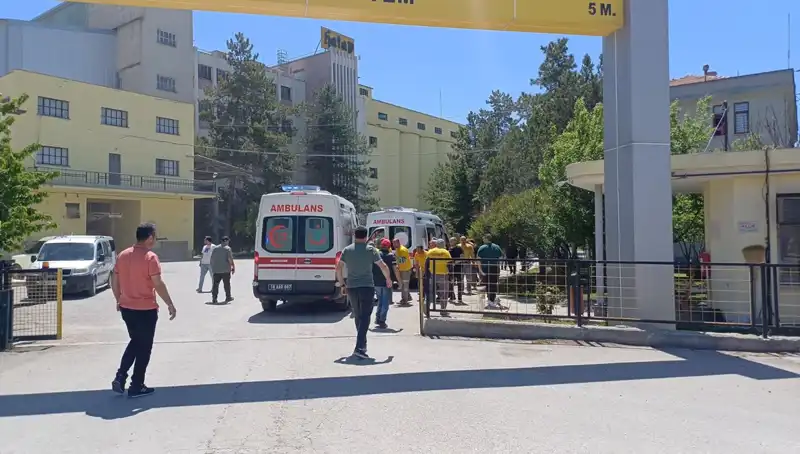 Çorum'daki Un Fabrikasında Korkunç Patlama: 10 Yaralı, 1’i Ağır
