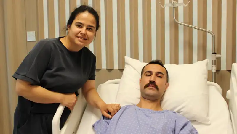 32 Yaşında Mide Kanaması Şüphesi: Kalın Bağırsak Kanseri Gerçek Oldu!