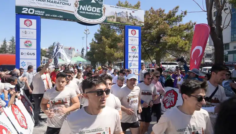 Niğde Yarı Maratonu’na Rekor Katılım: 518 Sporcu Heyecan Yarattı