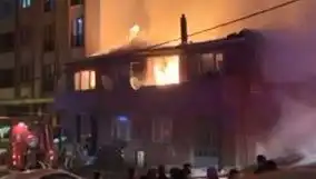 Gaziosmanpaşa'da İki Bina Alevlere Teslim Oldu: Yangın anı ve müdahale süreci